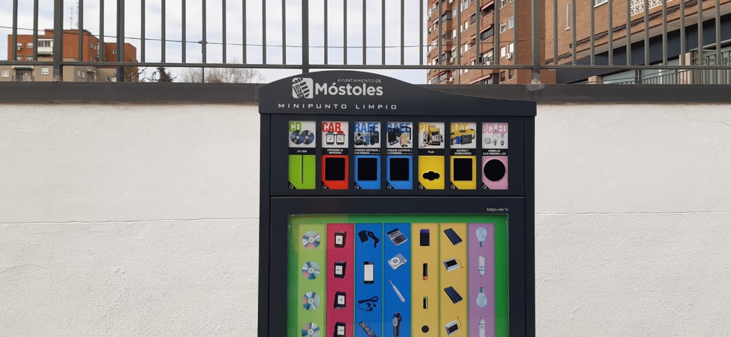 NUEVOS MINIPUNTOS LIMPIOS URBANOS FACILITAN EL RECICLAJE DE MINIRESIDUOS EN  MÓSTOLES - Blipvert Recologics